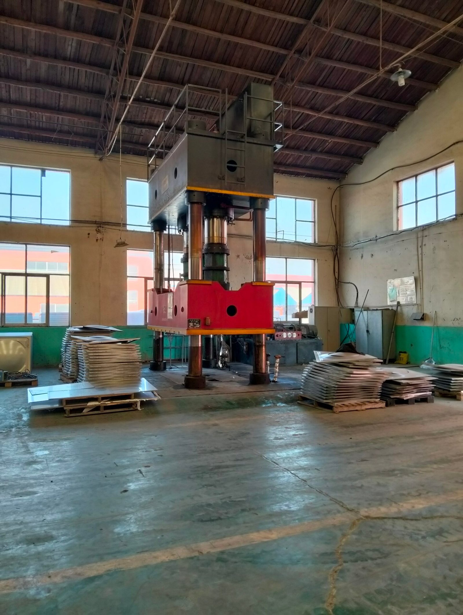 Material receiving and warehouse storage area