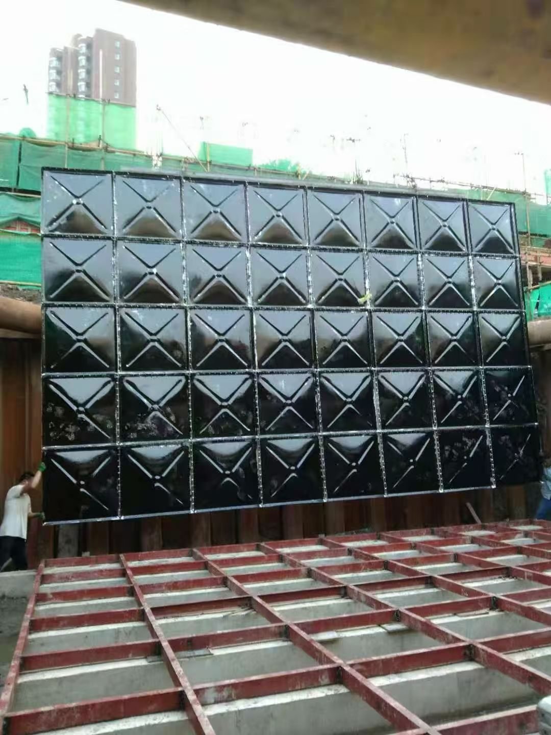 Coated steel water tank