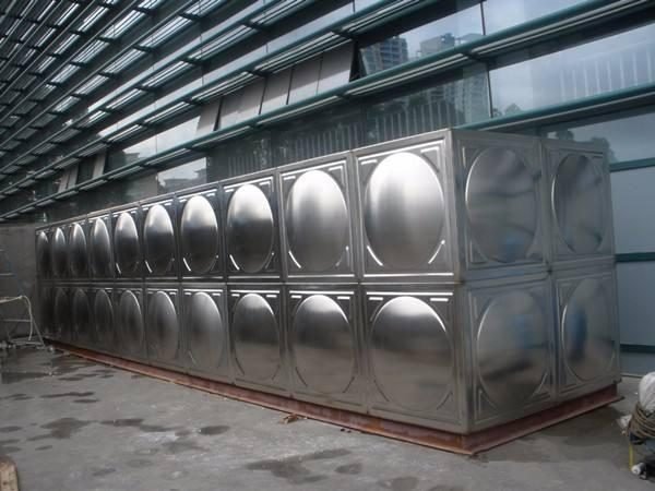 Water tank materials research and modular design development